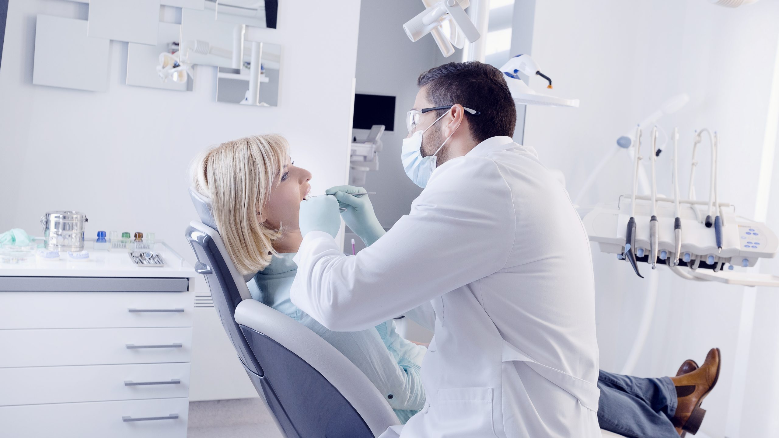 Dentist in Hagerhill, KY